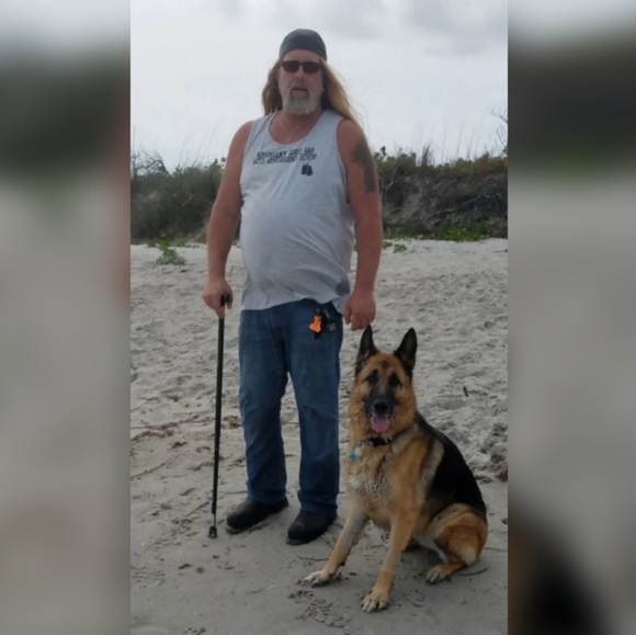 T-shirt Justice For "TT" The Service Dog - Picture 3 of 8